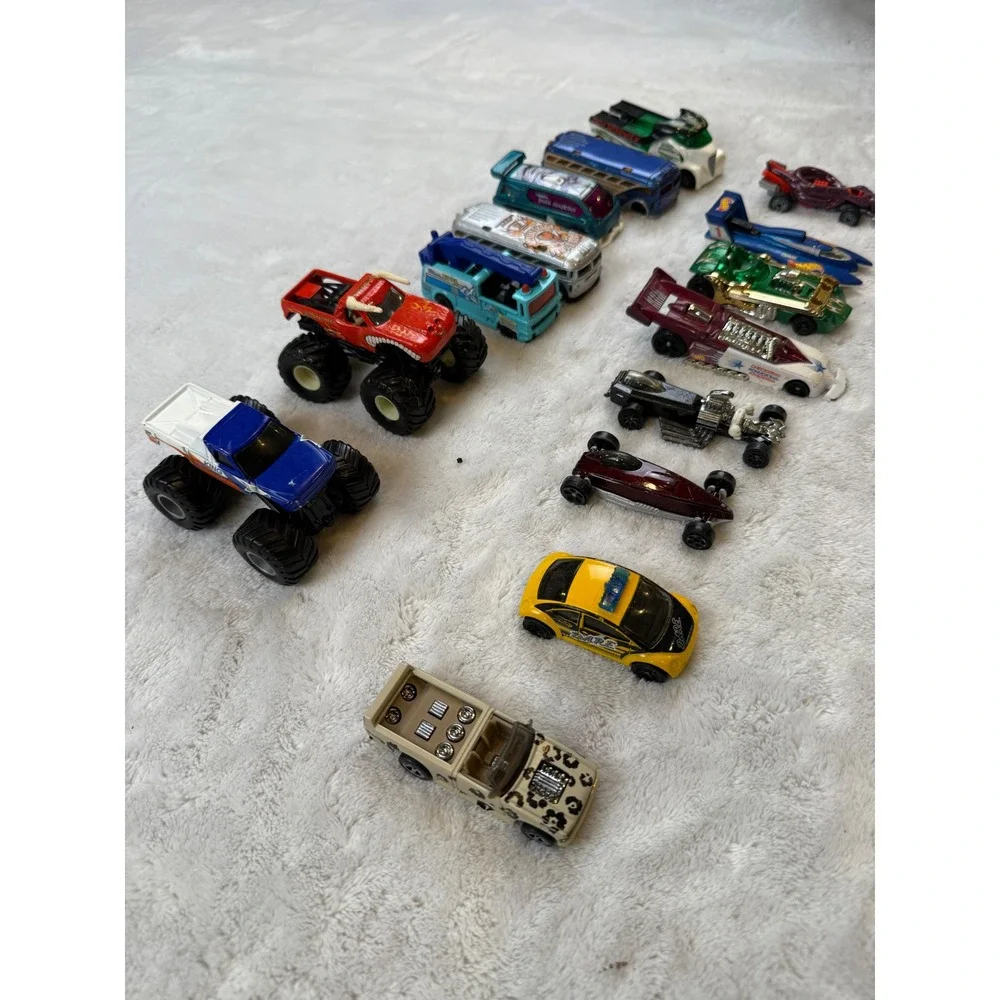 Hot Wheels‎ Lot Monster Trucks Race Cars School Bus Diecast Metal Toys
